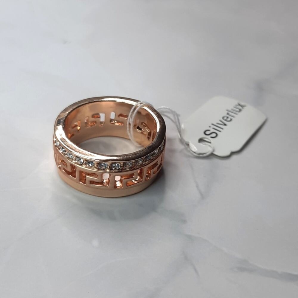 Lasercut Rose Gold & Rhinestone Ring 7.5